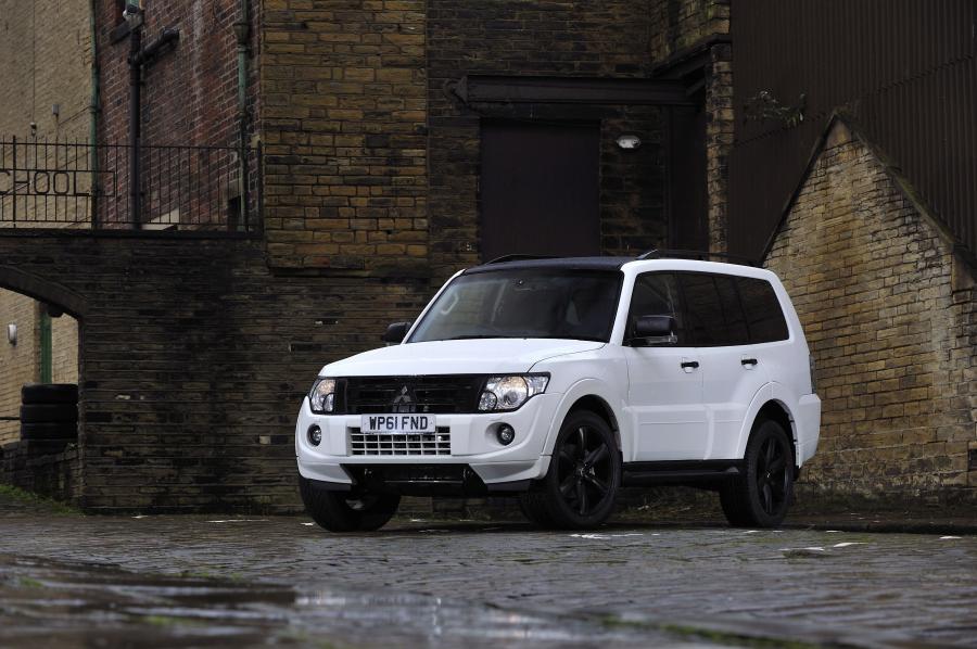  Mitsubishi Shogun Black 2012 года  (UK) (фото 50 из 85)